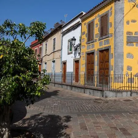 En El Casco Historico De San Mateo * Vega de San Mateo